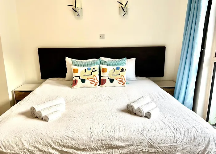 Willa Seascape Bliss - My Joyful Coastal Retreat In Youghal's Heart - Family Friendly - Long Term Price Cuts Youghal