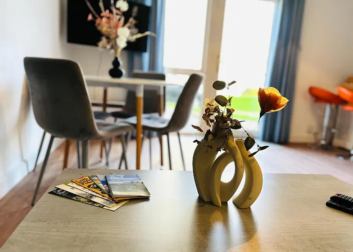 Willa Seascape Bliss - My Joyful Coastal Retreat In Youghal's Heart - Family Friendly - Long Term Price Cuts Youghal