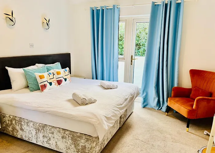 Seascape Bliss - My Joyful Coastal Retreat In Youghal's Heart - Family Friendly - Long Term Price Cuts