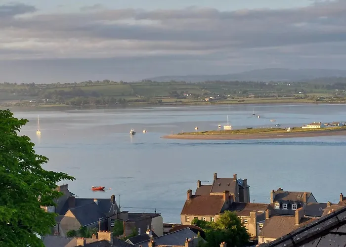 Seascape Bliss - My Joyful Coastal Retreat In Youghal's Heart - Family Friendly - Long Term Price Cuts Willa Youghal