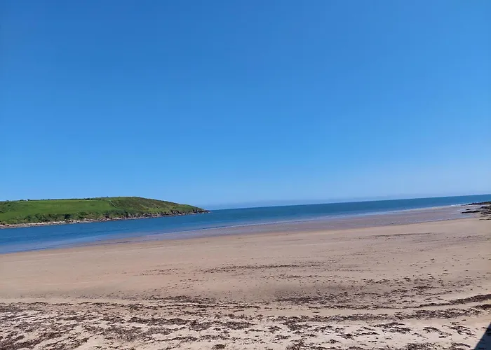 Willa Seascape Bliss - My Joyful Coastal Retreat In Youghal's Heart - Family Friendly - Long Term Price Cuts Youghal