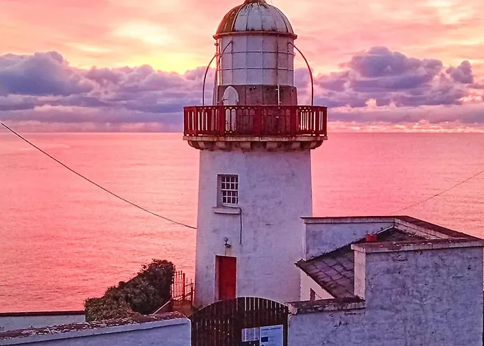 Seascape Bliss - My Joyful Coastal Retreat In Youghal's Heart - Family Friendly - Long Term Price Cuts Willa *